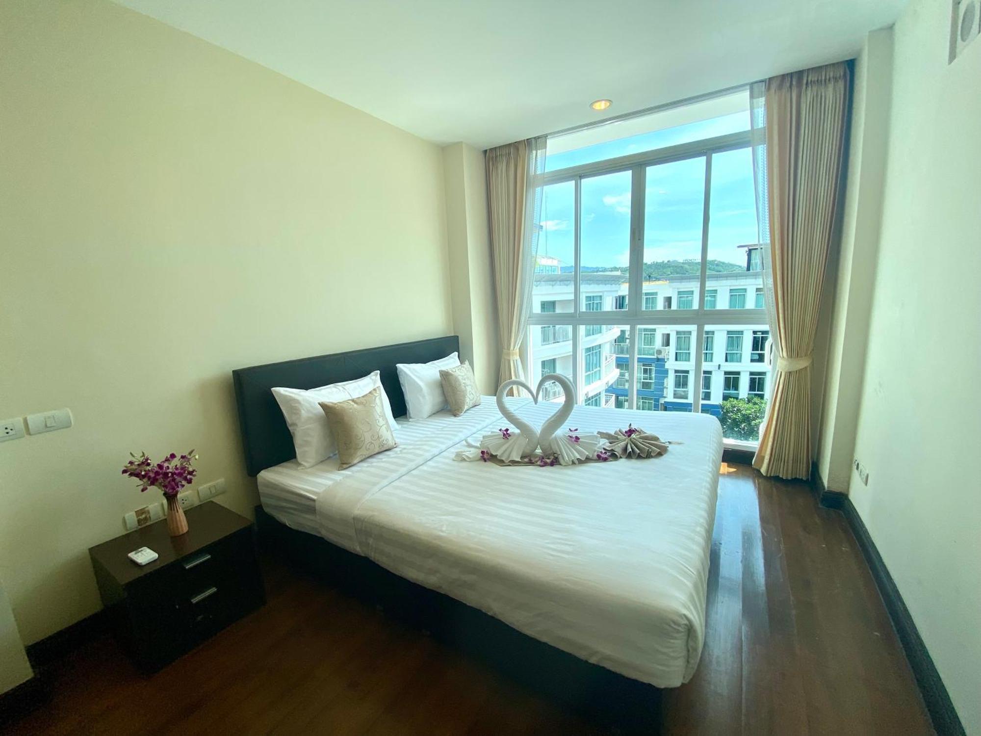 2 Brs Flat Near Fishermans Village Apartment