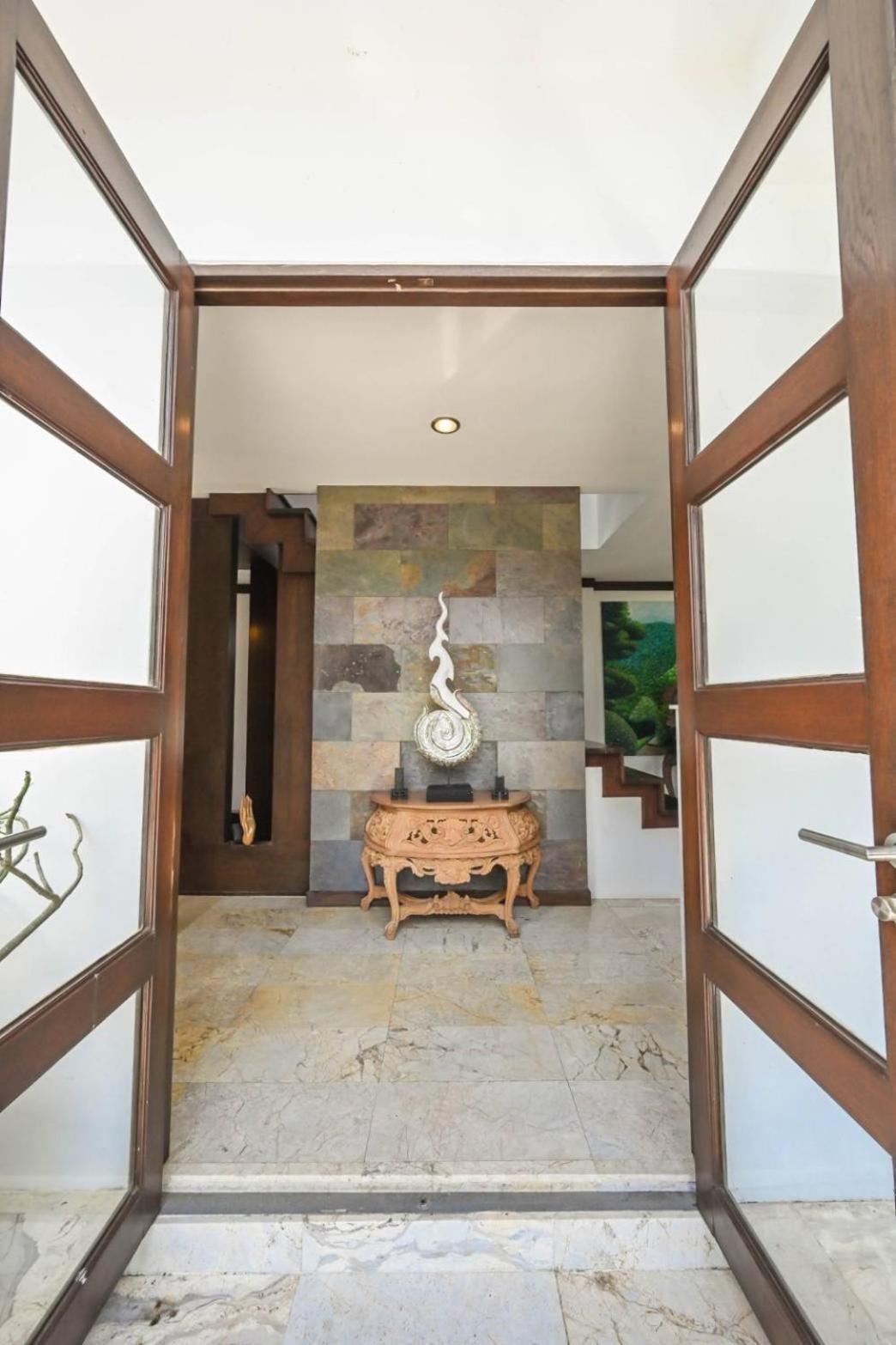 Bangpor Seaview Villa