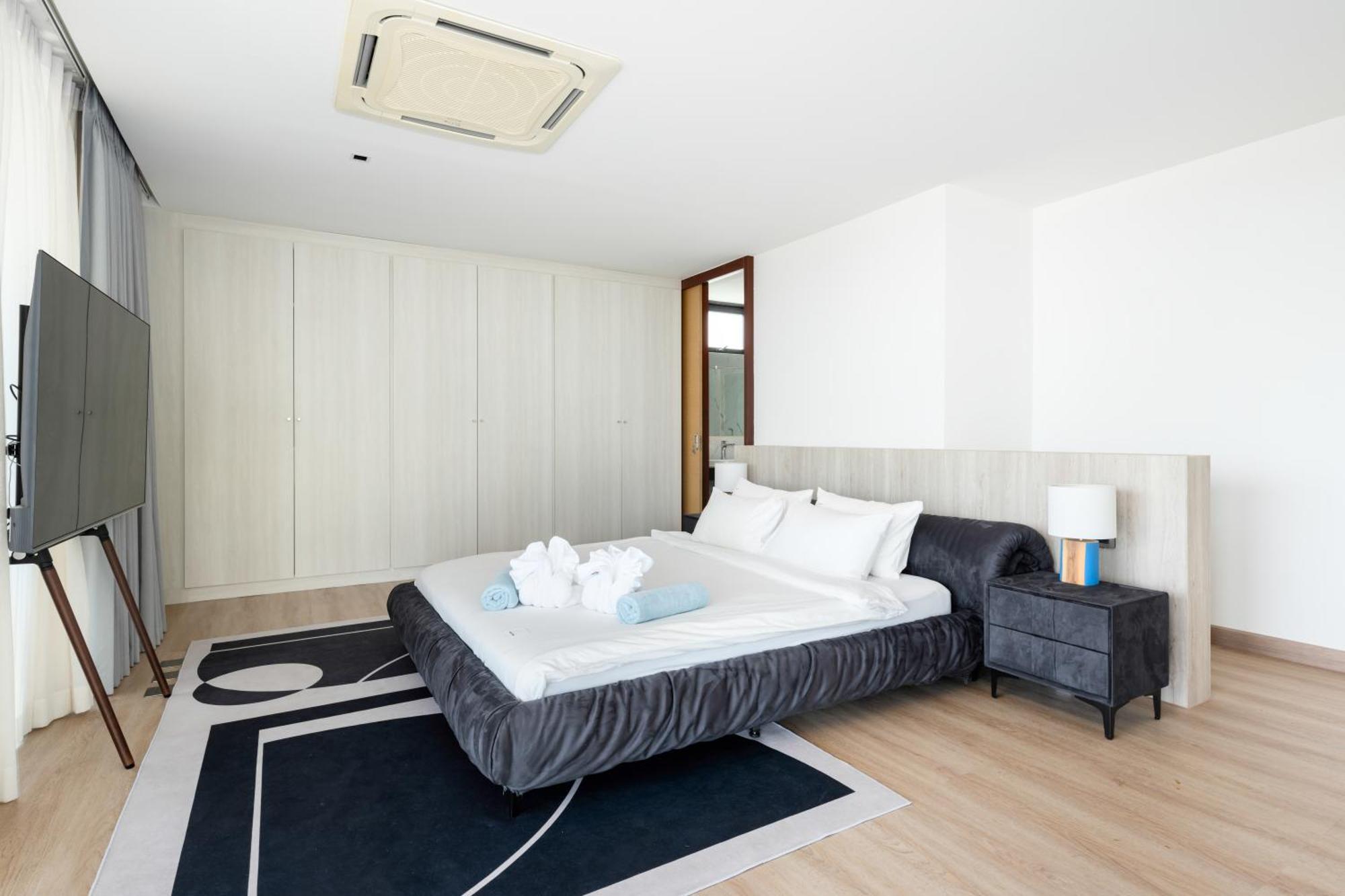 Sparkle 大佛海滩四卧时尚部分海景别墅 Villa Ko Samui