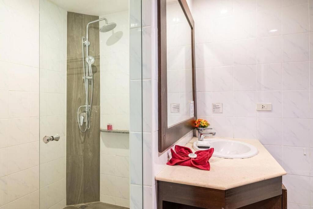 Holiday home Tropical Beachside 4 Bedroom - Kbr23