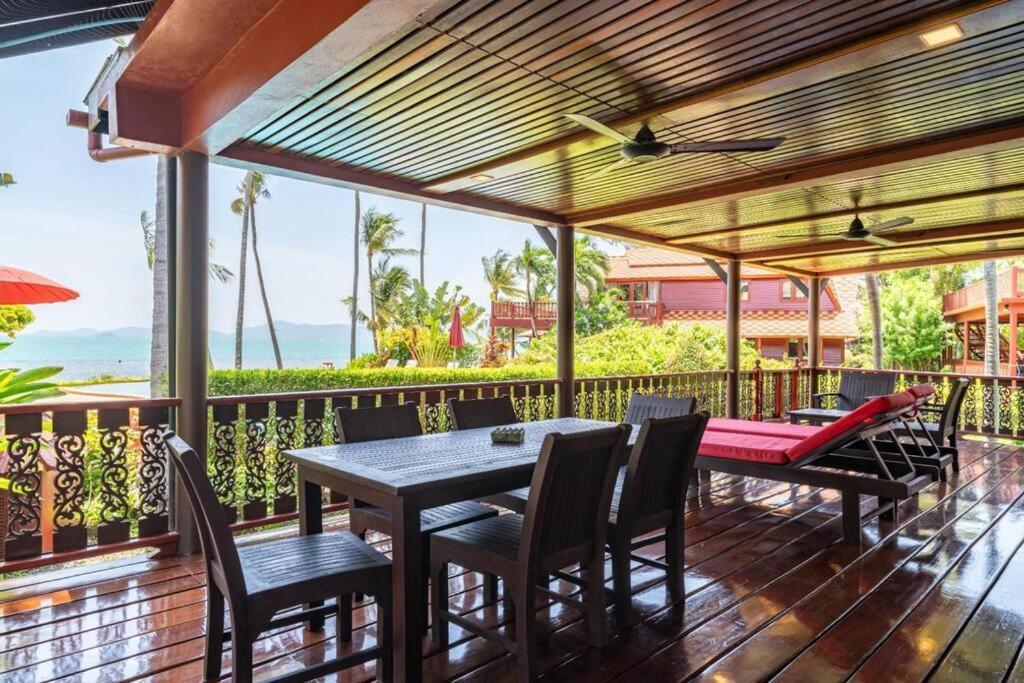 Tropical Beachside 4 Bedroom - Kbr23 *