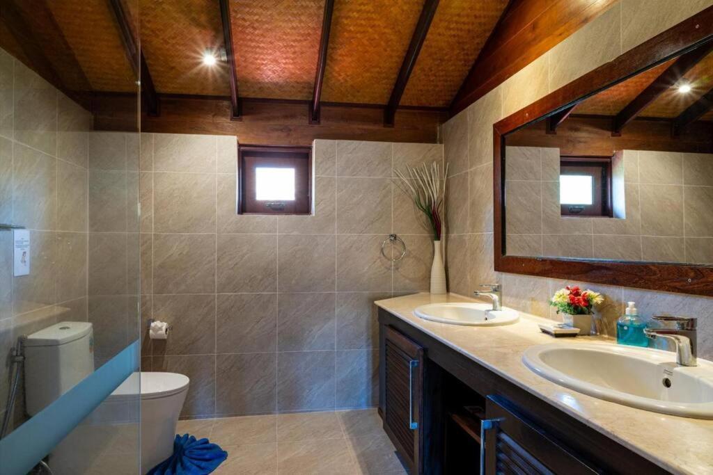 Holiday home Tropical Beachside 4 Bedroom - Kbr23 *