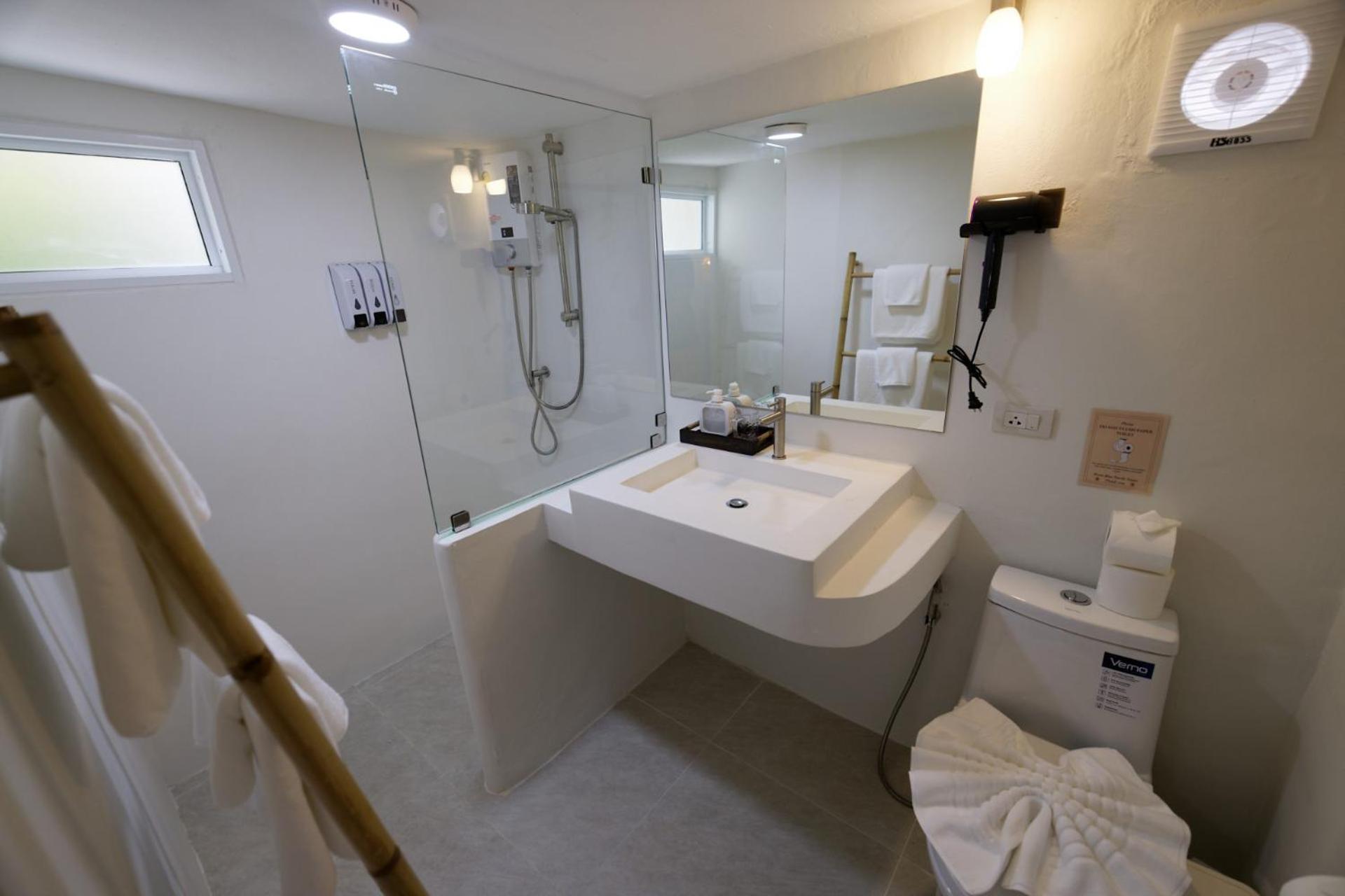 Hotel Blue Turtle Samui 4*