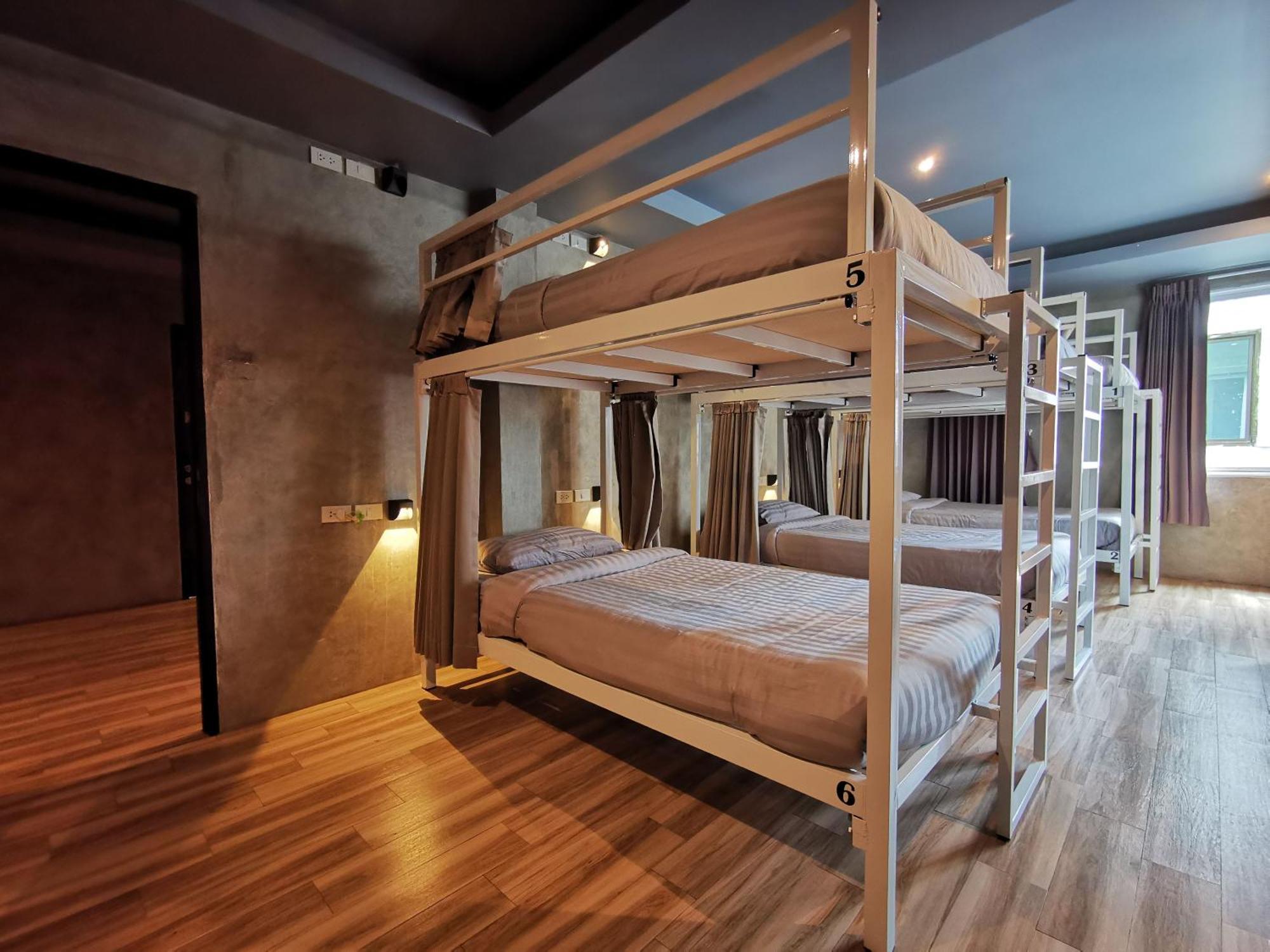 Hi Samui Hostel *