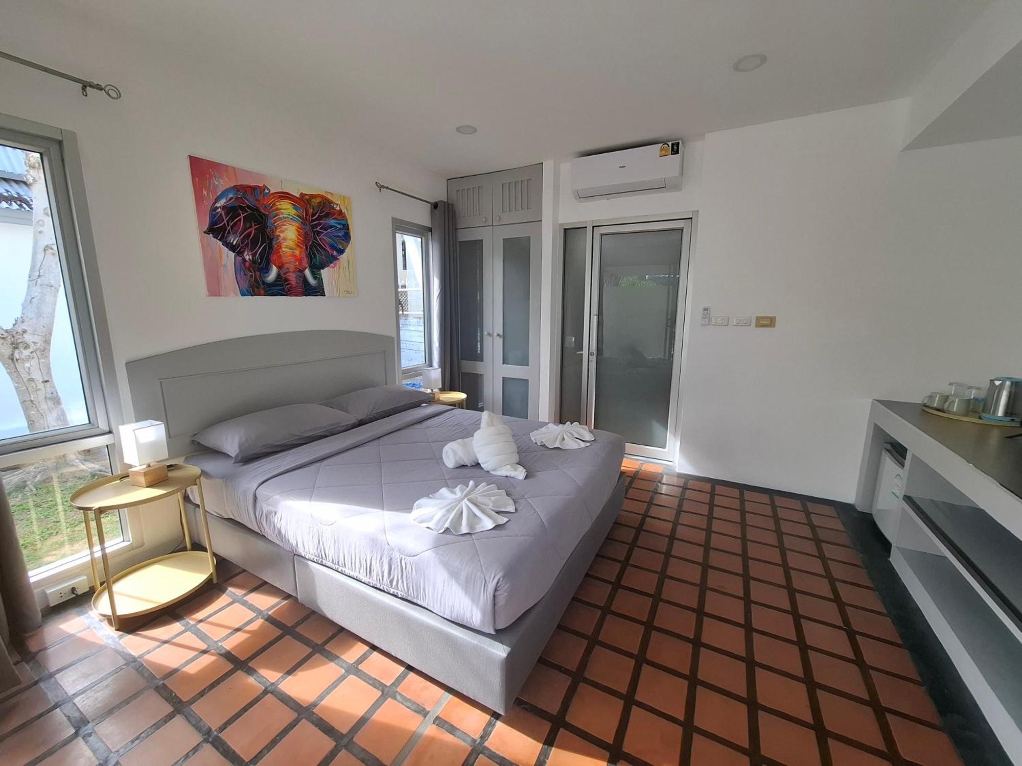 Thiptara - Adults Only 4*