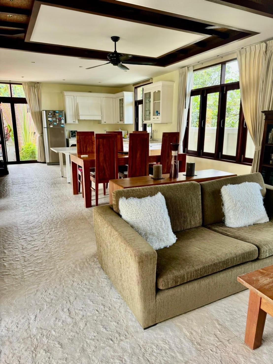 Villa Rockstar Bob Marley *