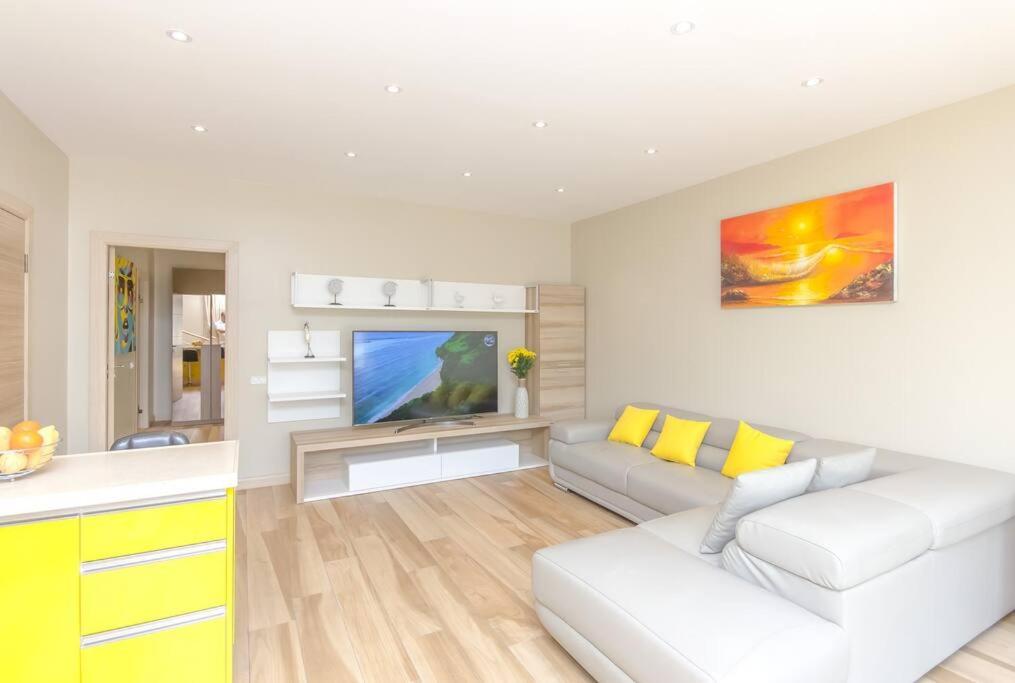 Limoncello 3 Bdr With Pool Villa