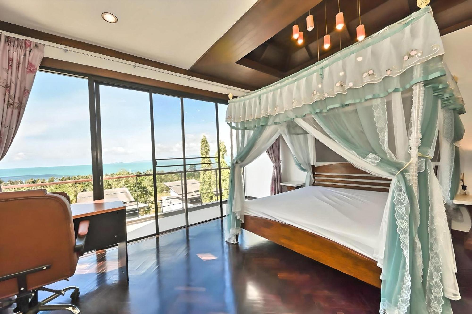 Seaview Escape - Private Pool & Private Cinema *
