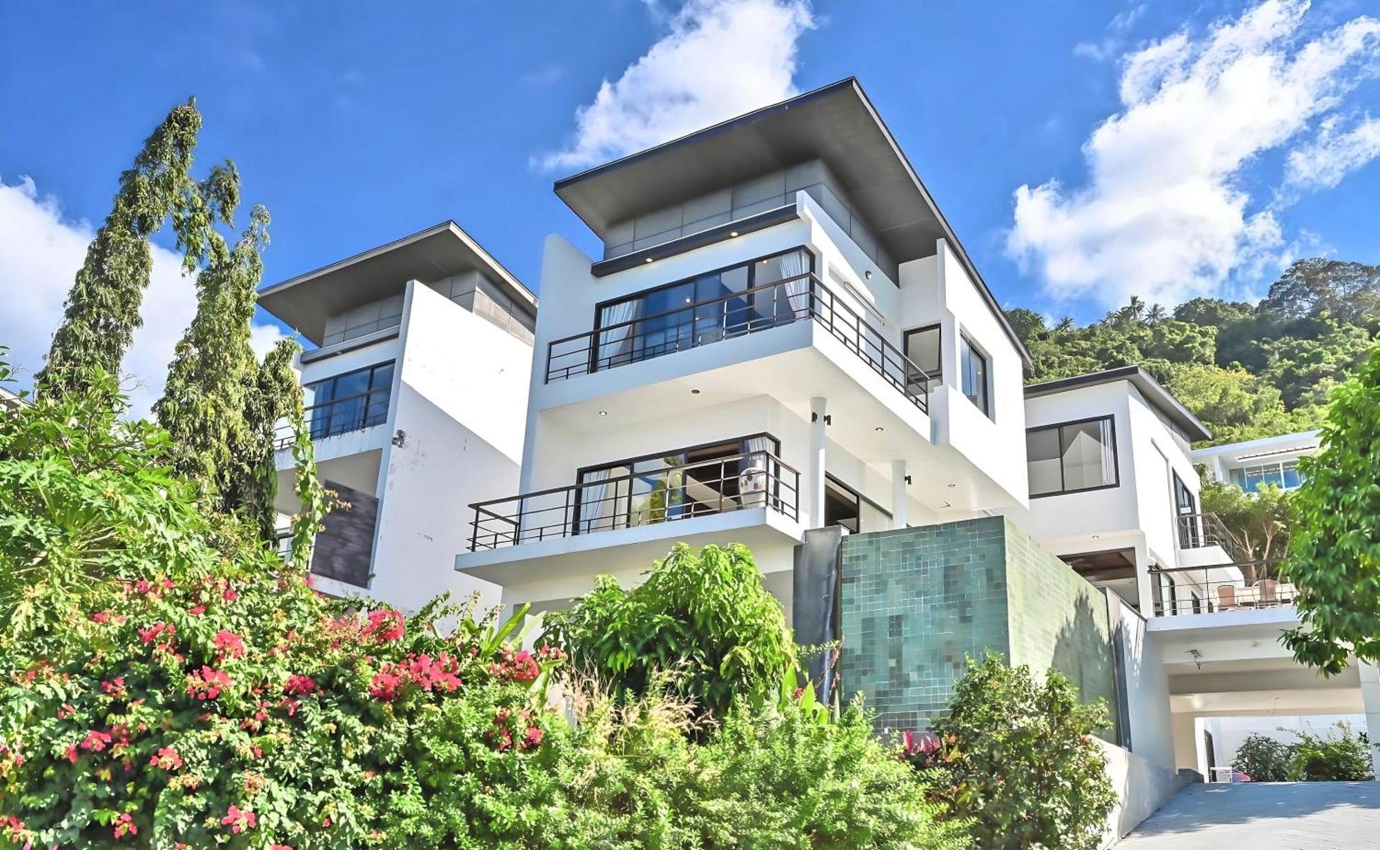 Seaview Escape - Private Pool & Private Cinema