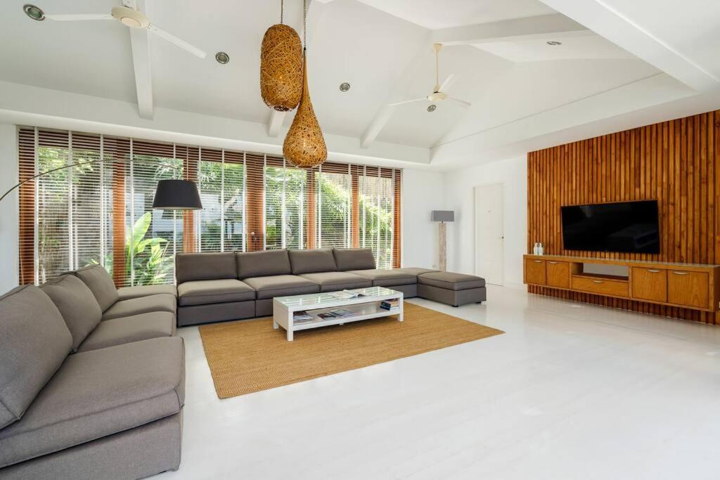 Villa 5 Bed Sea View In Bophut - Kbr25 Ko Samui