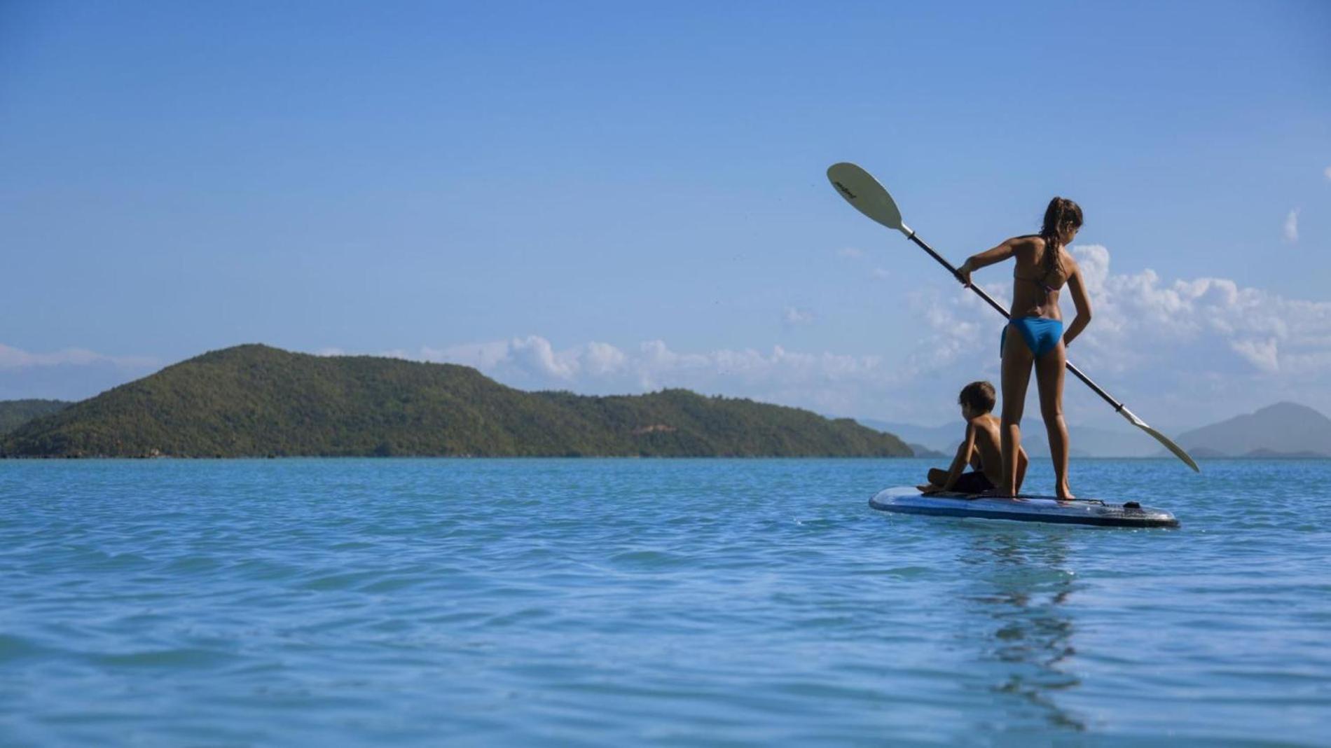 Luxurious Beachfront Five Bedrooms Bella Samui Pousada