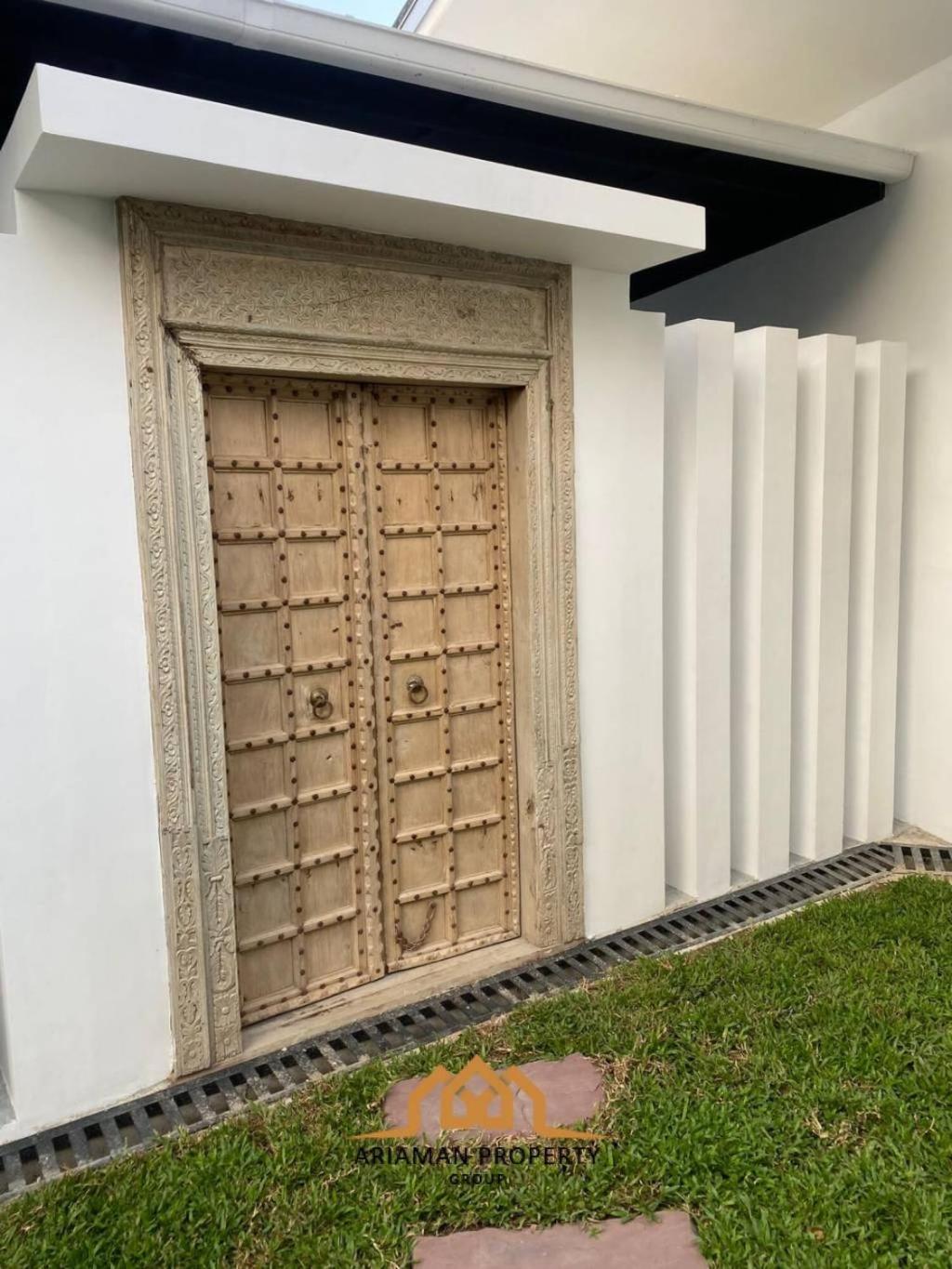 Luxurious 4-bedroom Pool Near Noi Villa *