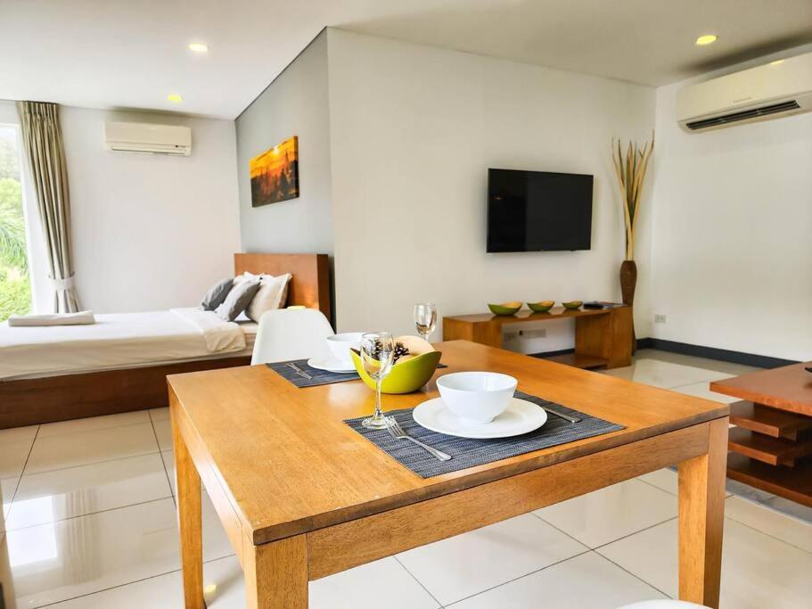 Apartment Modern & Cozy - Close To In *