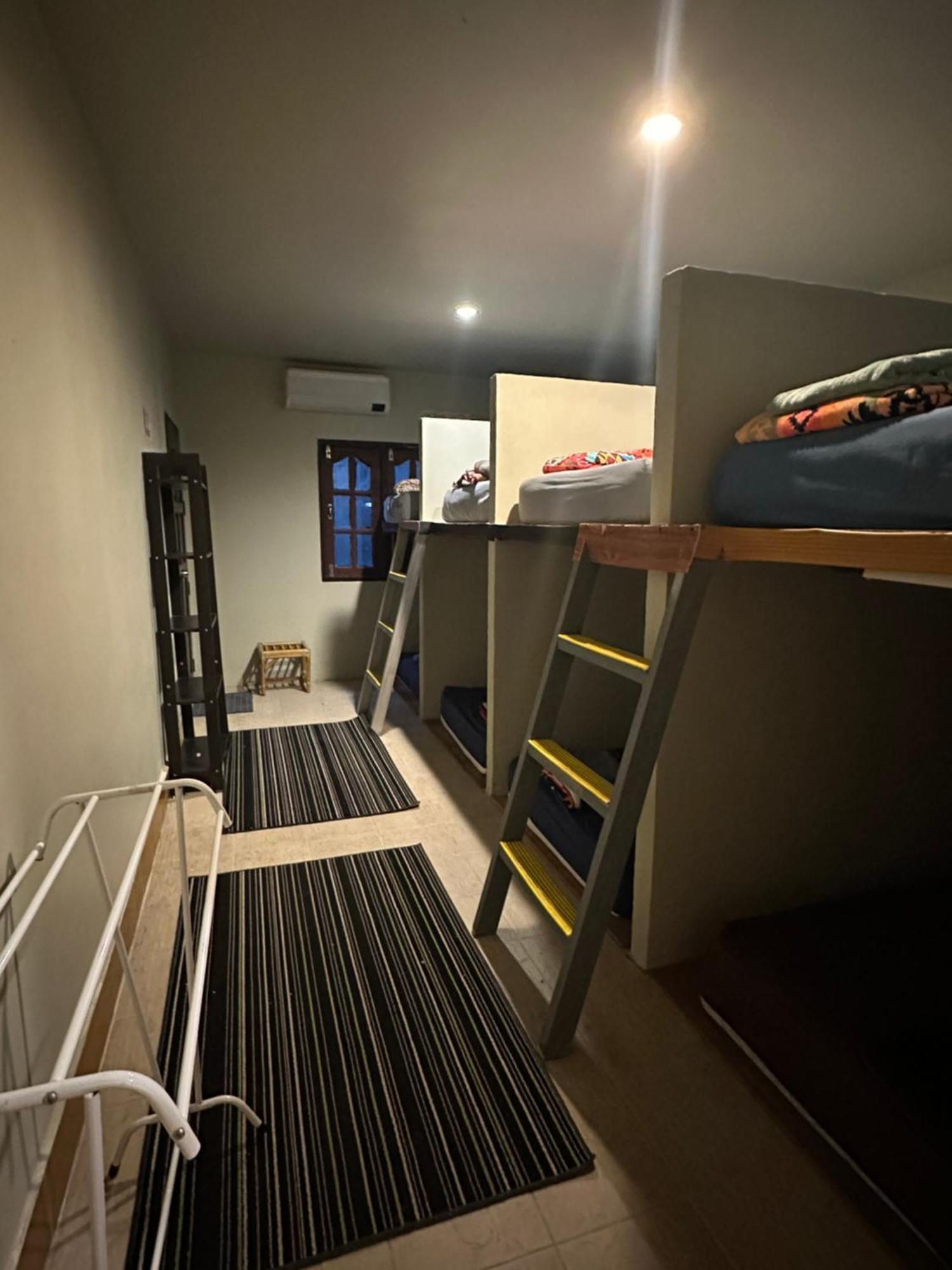 Noahs Ark Hostel Amphoe Koksamui