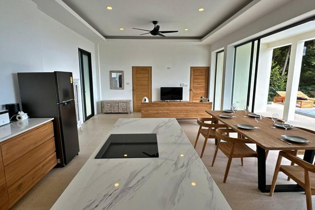 Villa Capri Piscine Jacuzzi Vue Amphoe Koksamui