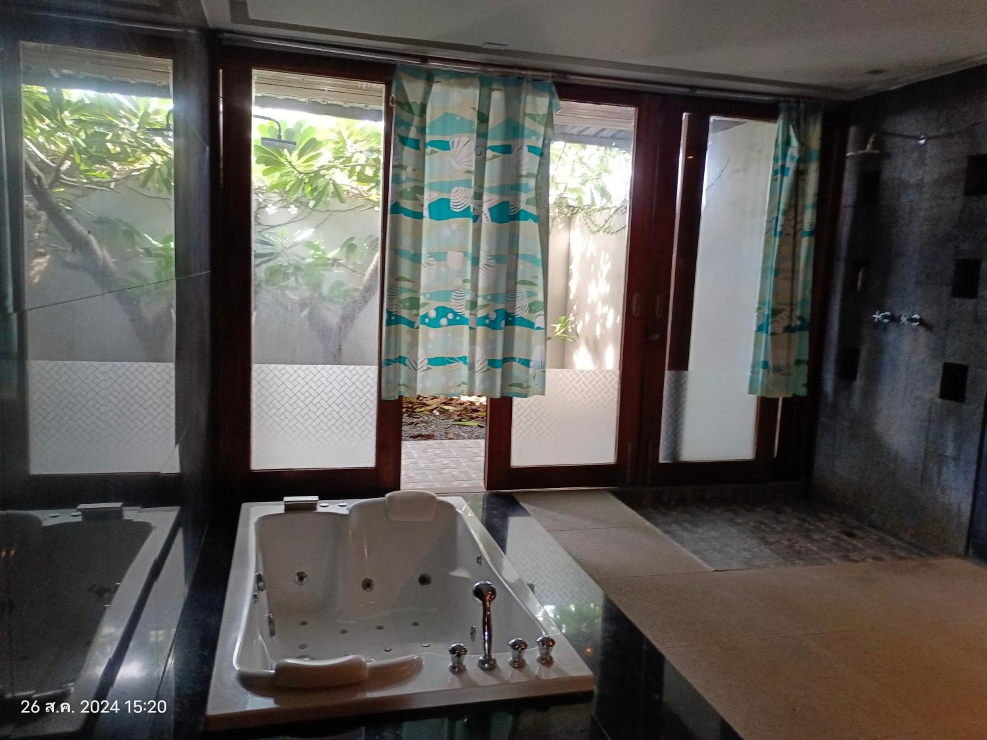 In Box Private Pool Villa