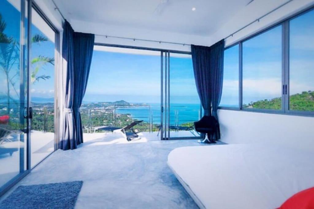 6-bedrooms In Noi Villa *