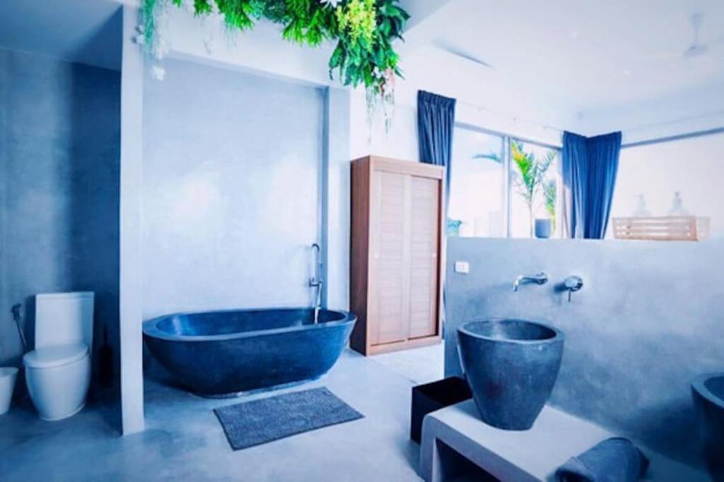 6-bedrooms In Noi *