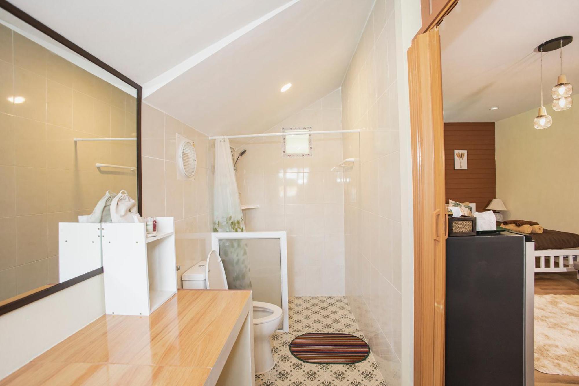 Blockhouse Samui Hostel