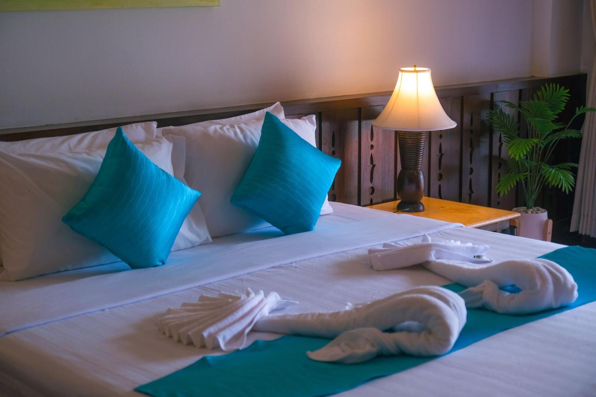 Hotel Smile Samui Front 4*