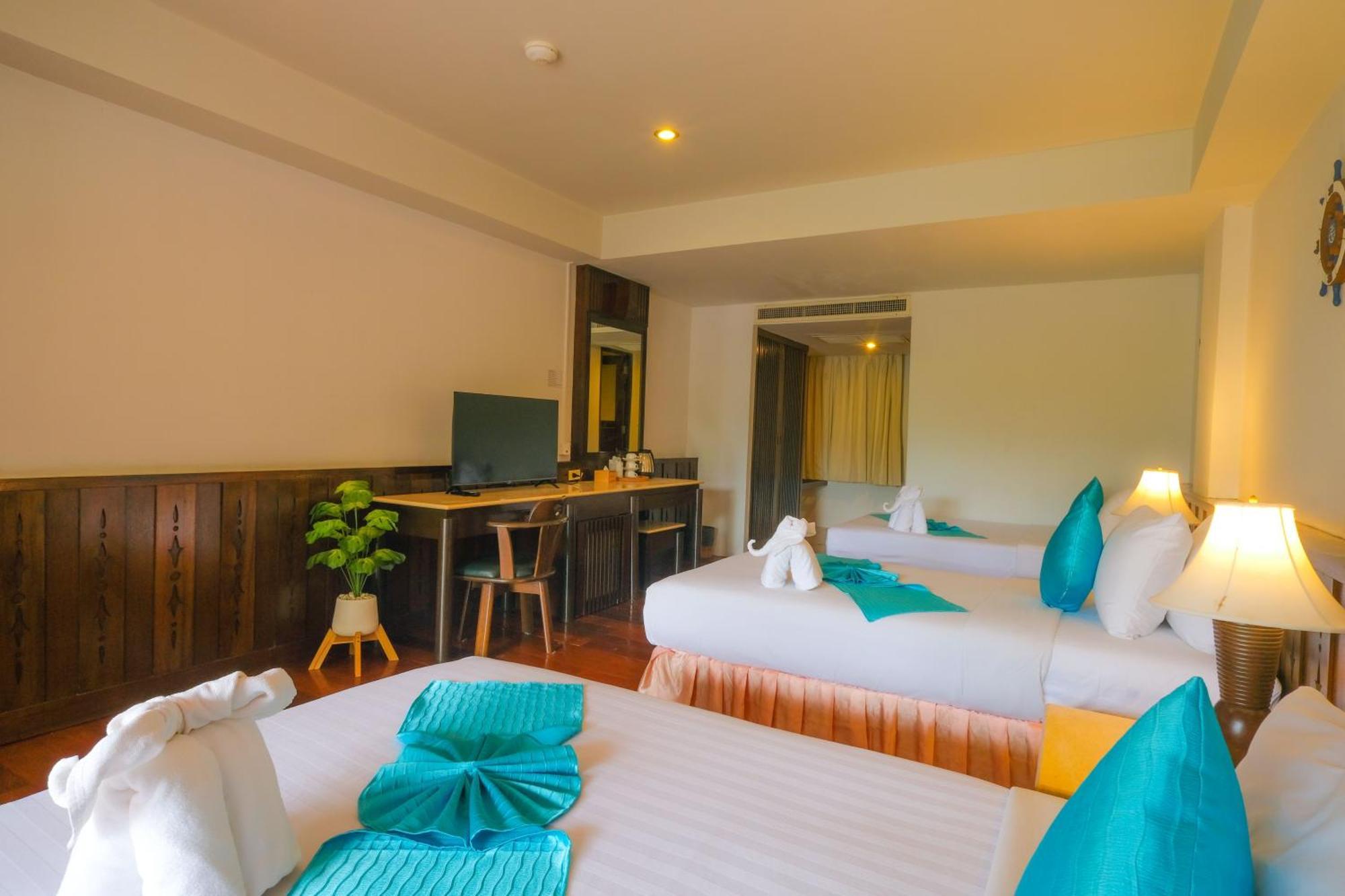 Smile Samui Front 4*