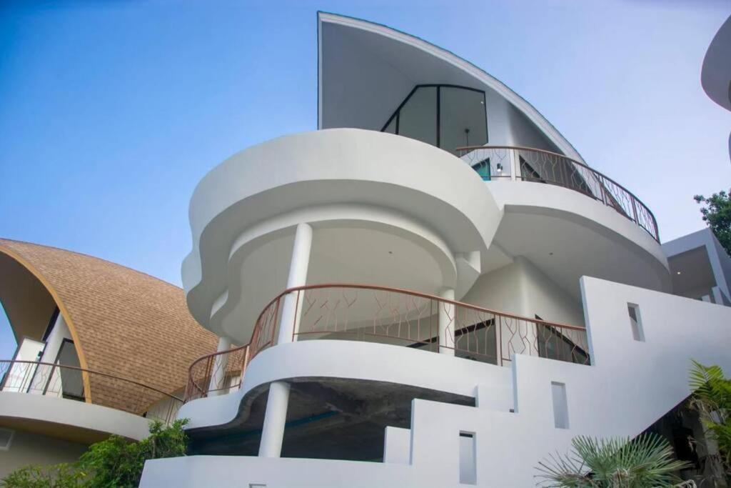 Martin - Amazing View Villa