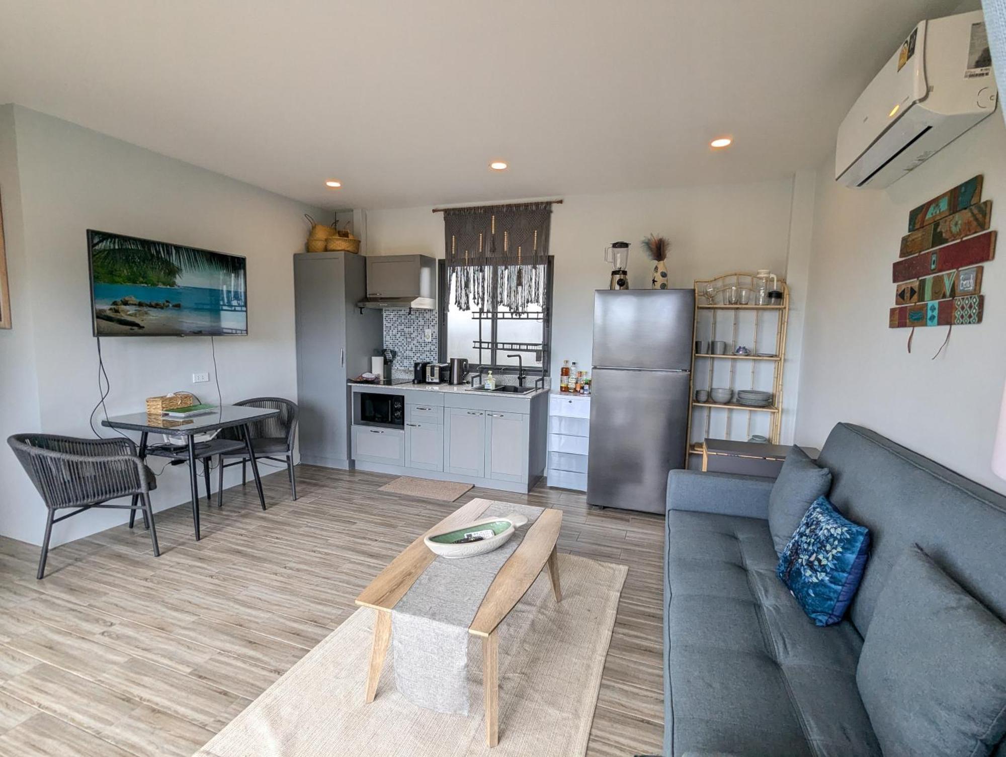 Apartamento Maenam Hills *