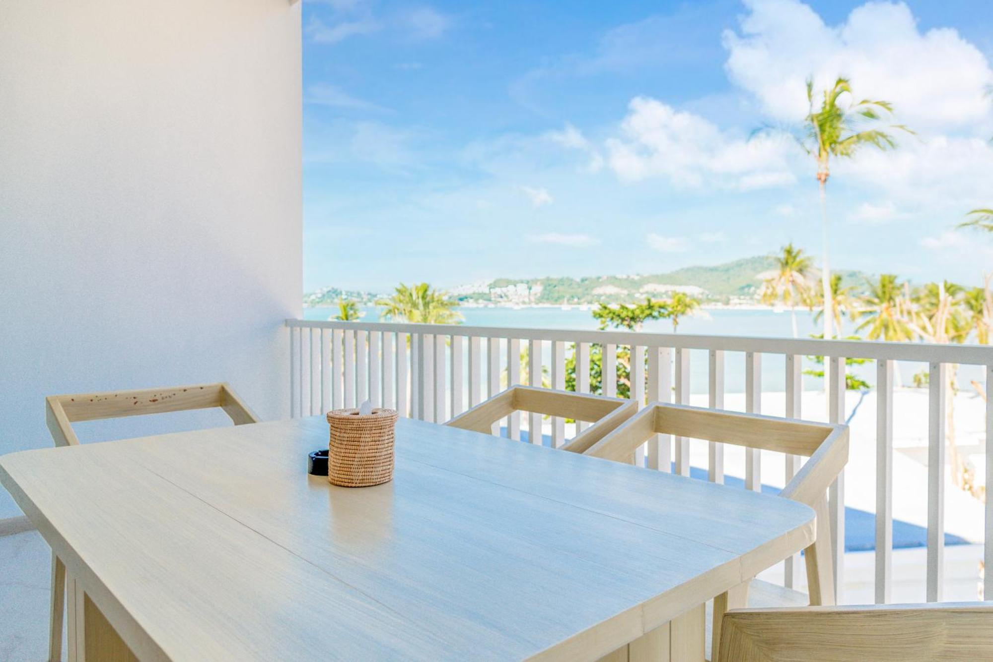 Beachfront Luxury 33