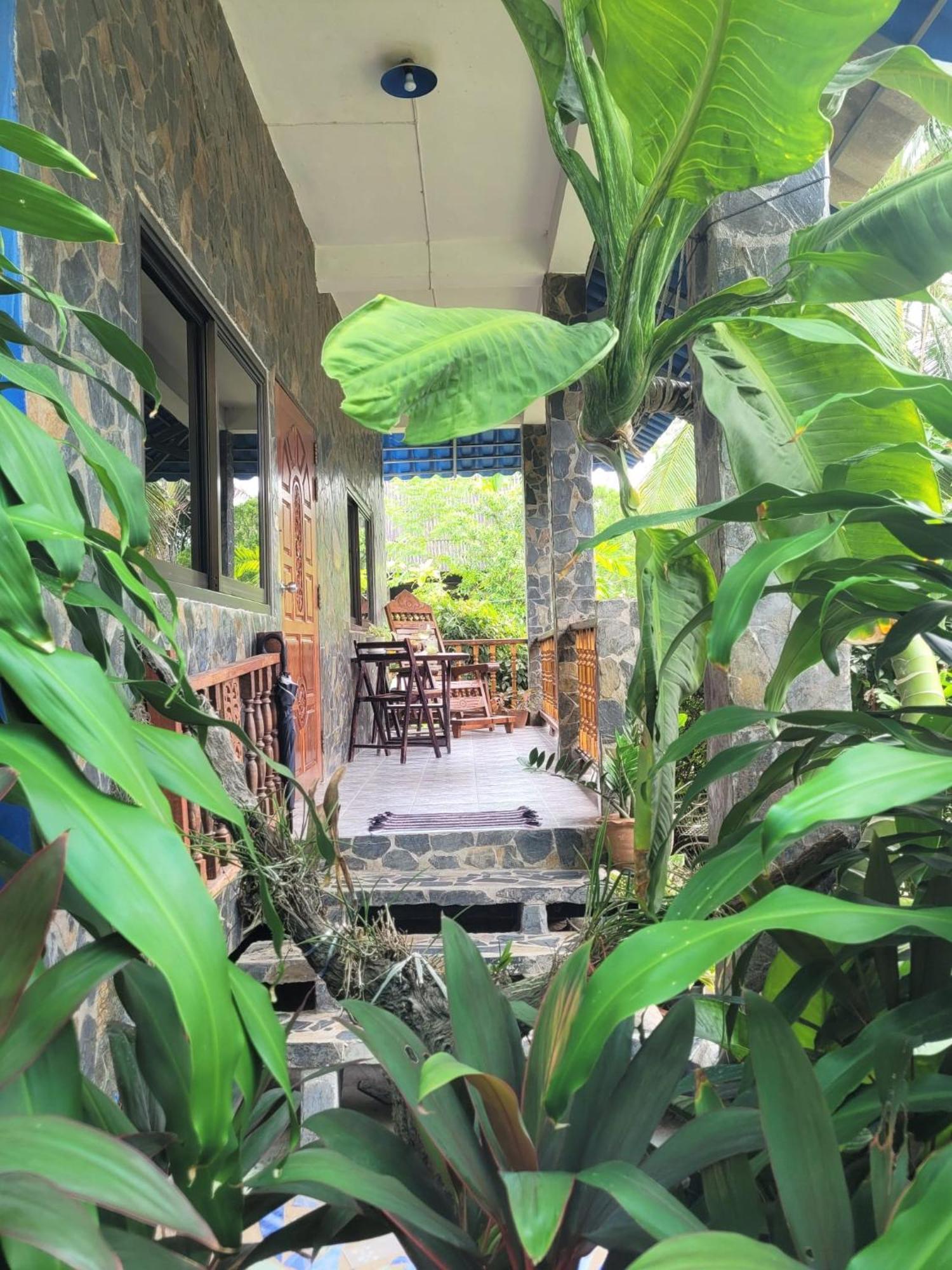 Holiday home Paradise Escape Nr W/veranda, Bicycle, Wi-fi *