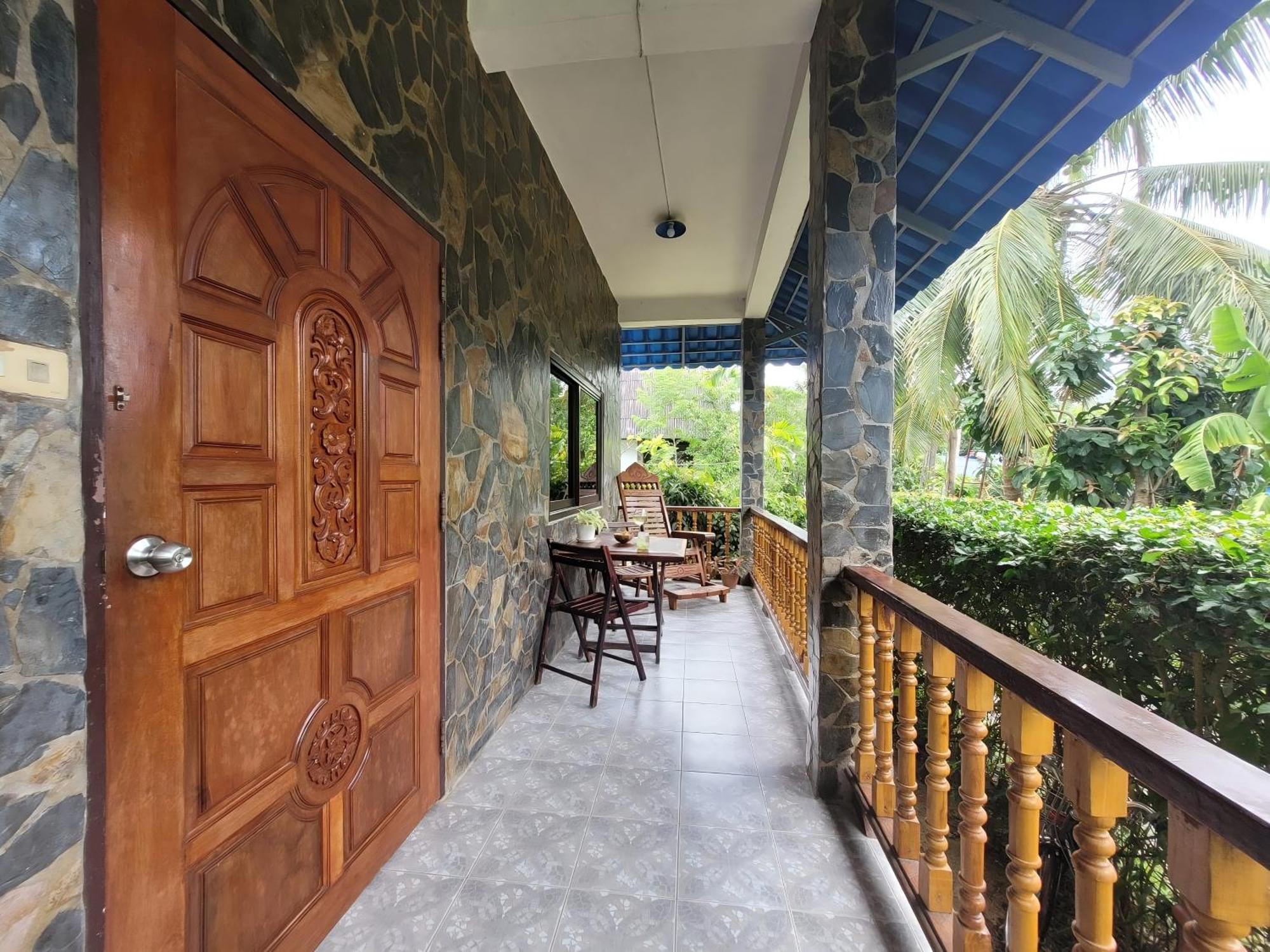 Paradise Escape Nr W/veranda, Bicycle, Wi-fi Holiday home