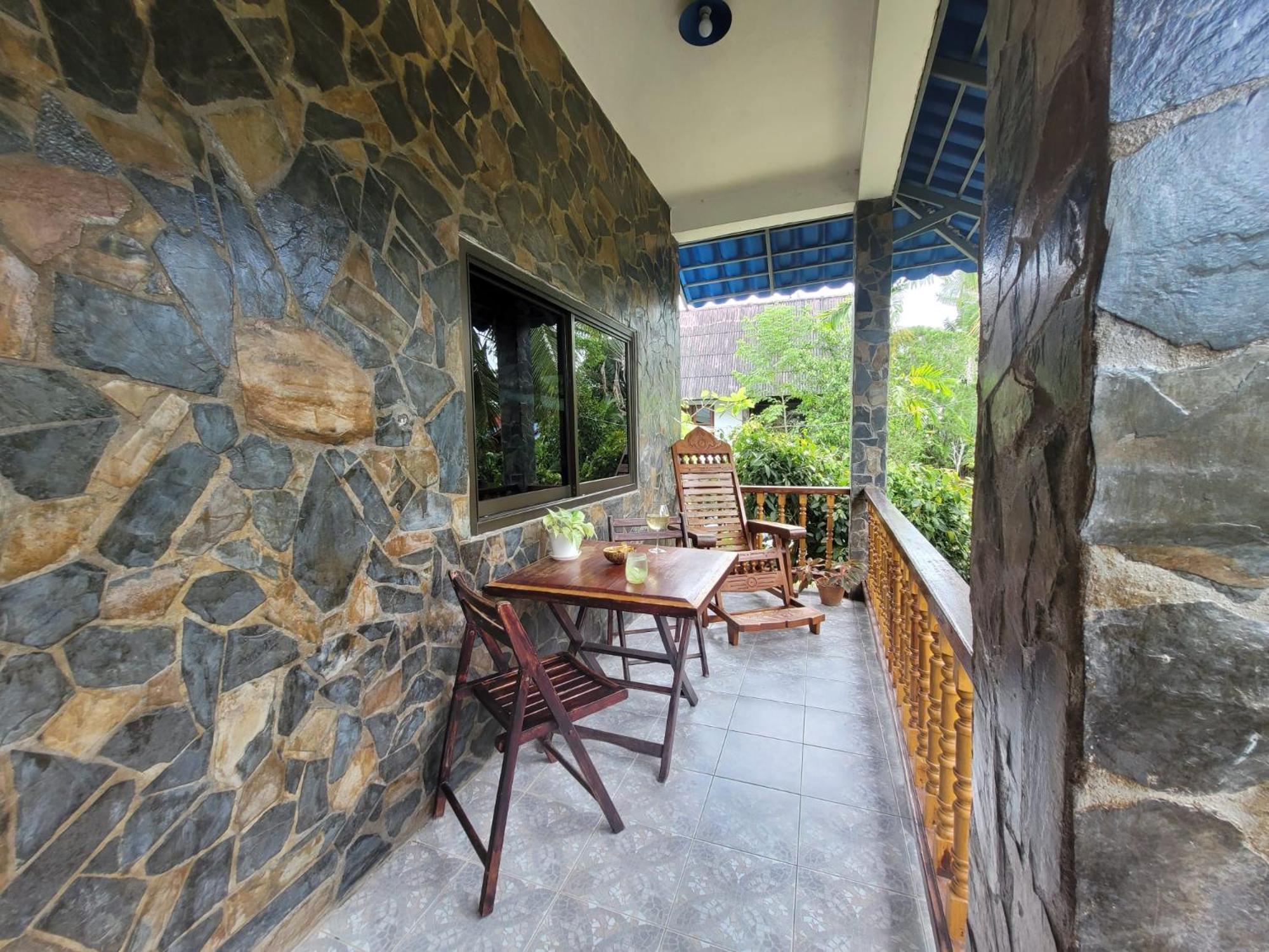 Holiday home Paradise Escape Nr W/veranda, Bicycle, Wi-fi