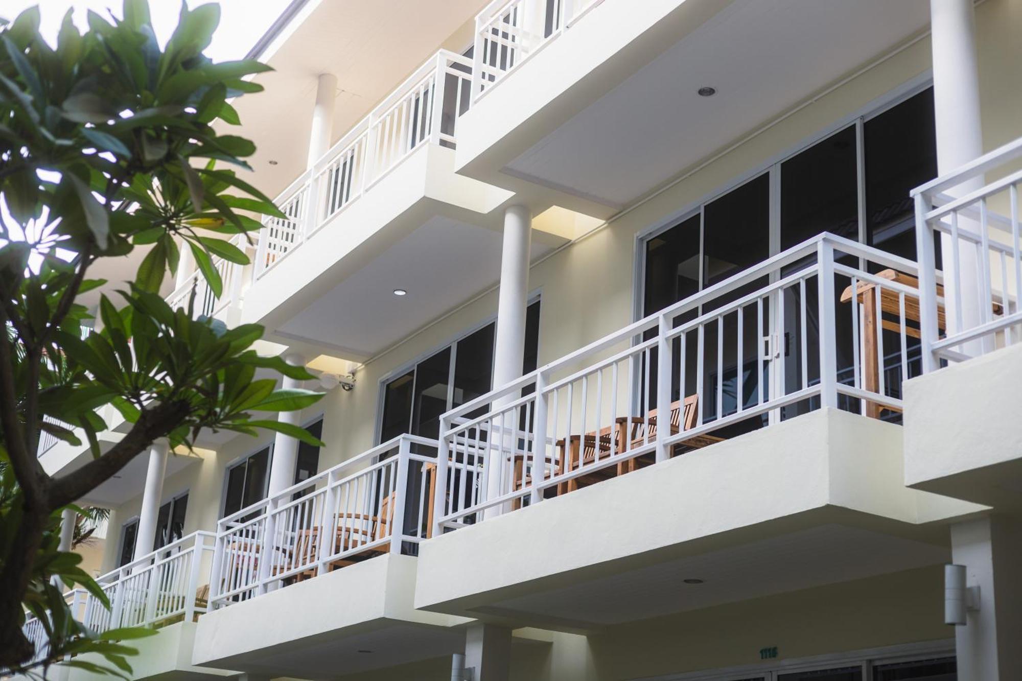 Arkbar Club Hotel