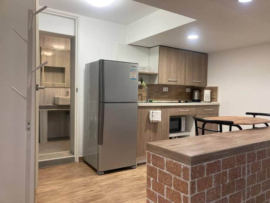 Eliza Apartment *