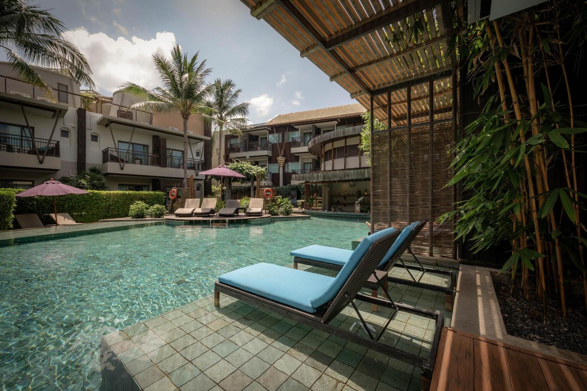 Prana Nandana Tempat peranginan Pantai Bangrak
