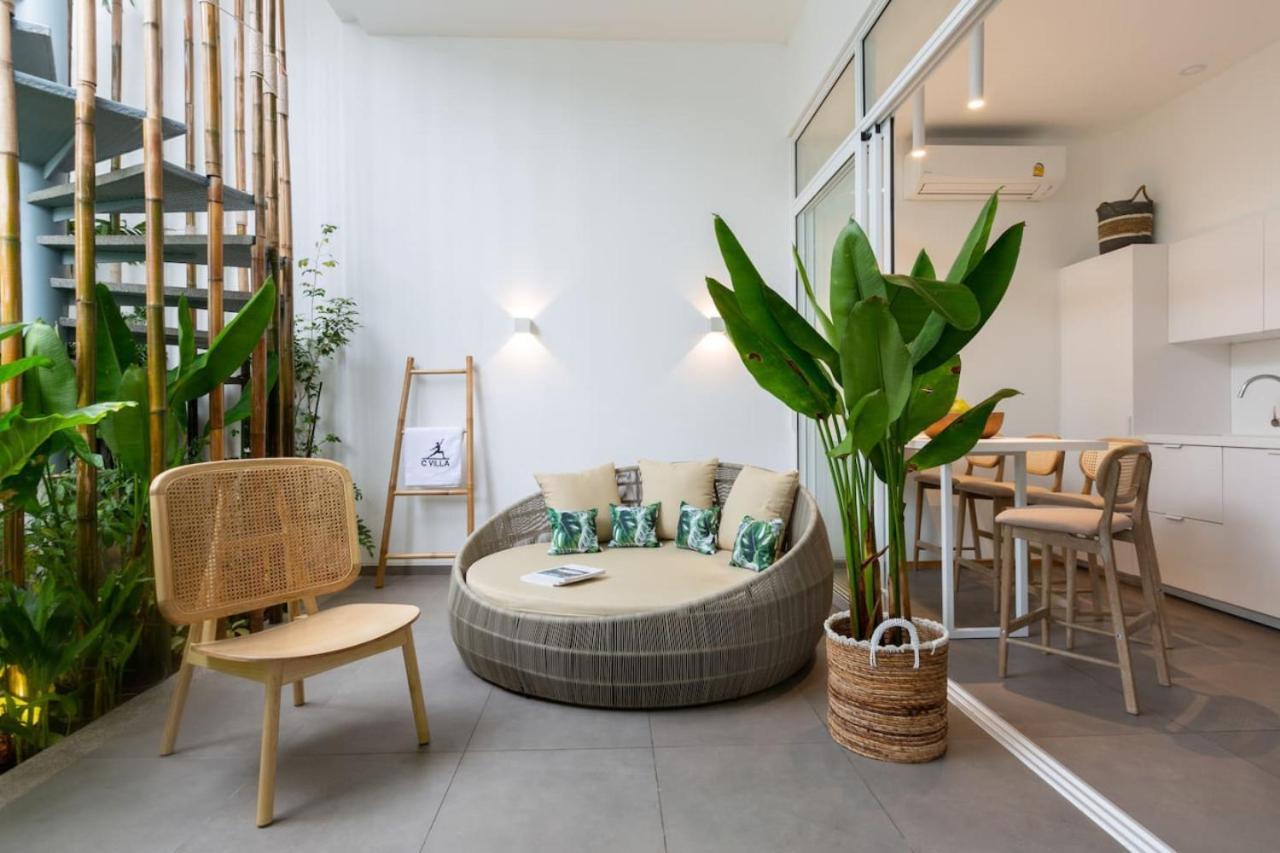 C 8br Luxury Seaview Villa, 2 Swimming Pools