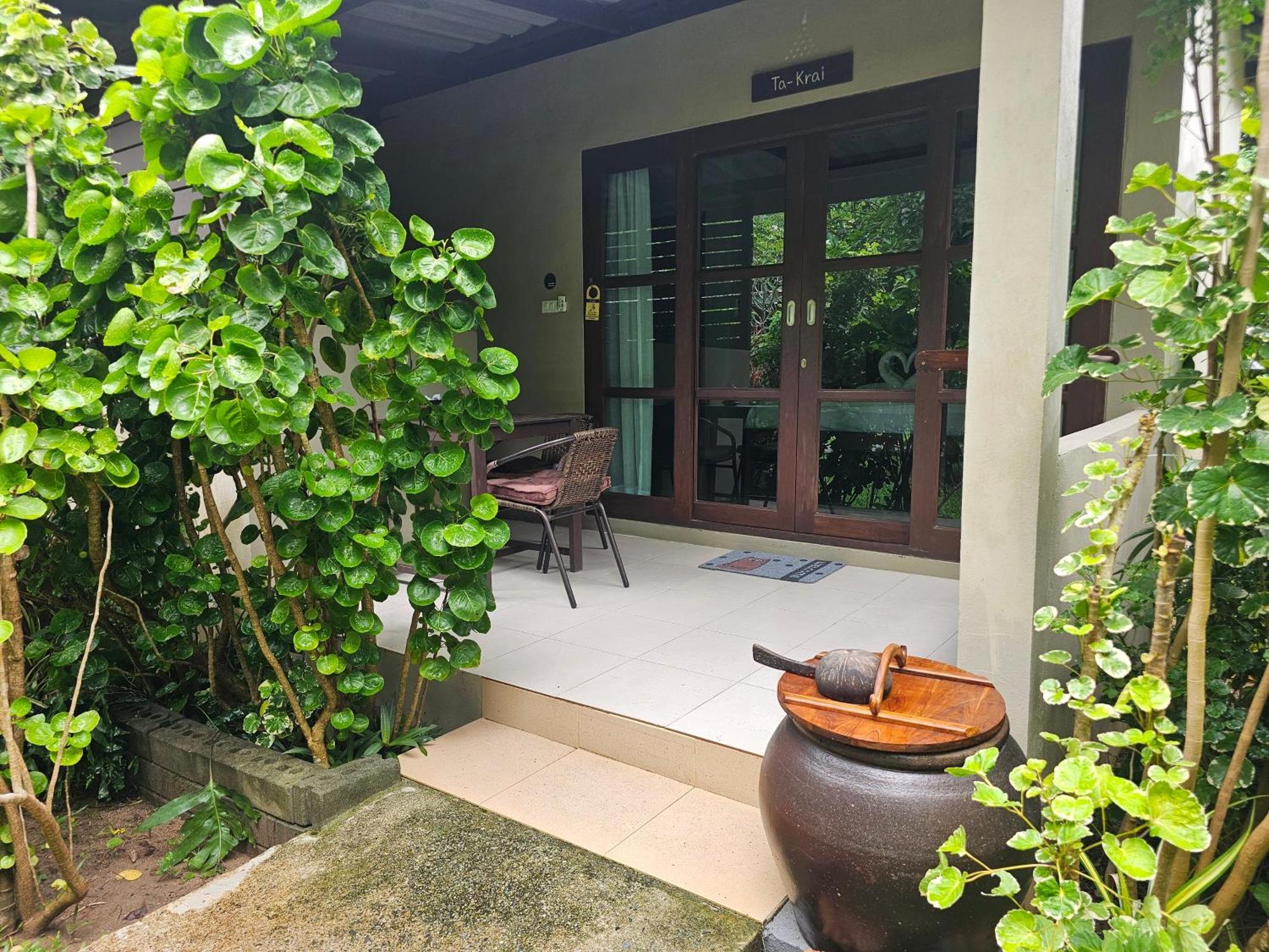 Bang Po Hut