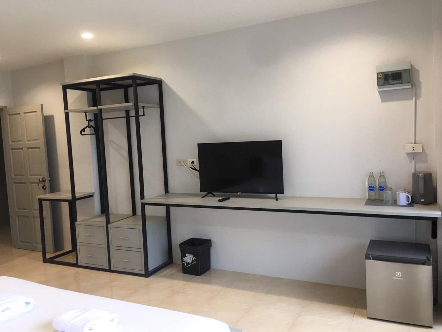 Penginapan Terrace 2*