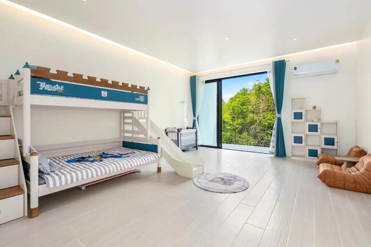 Villa Me Huge And Luxurious *