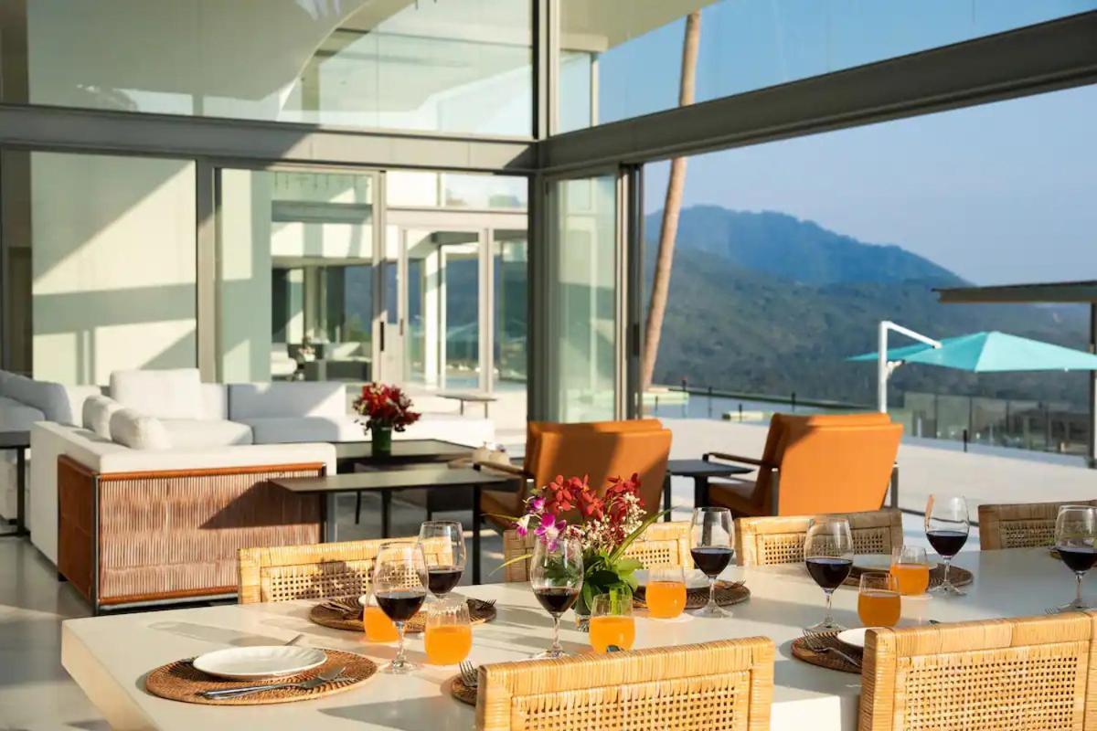 Me Huge And Luxurious Villa Ban Thong Phlu