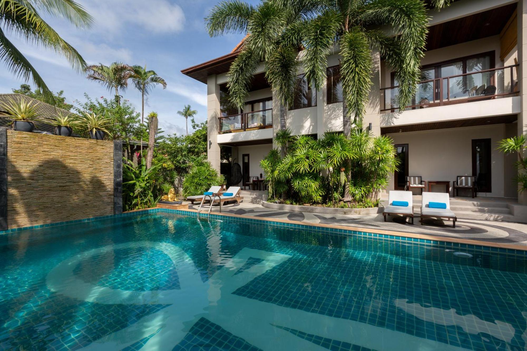 4 Secluded Private
