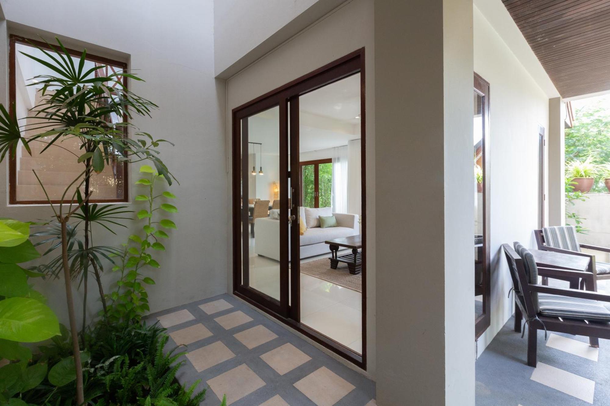 4 Secluded Private Villa *