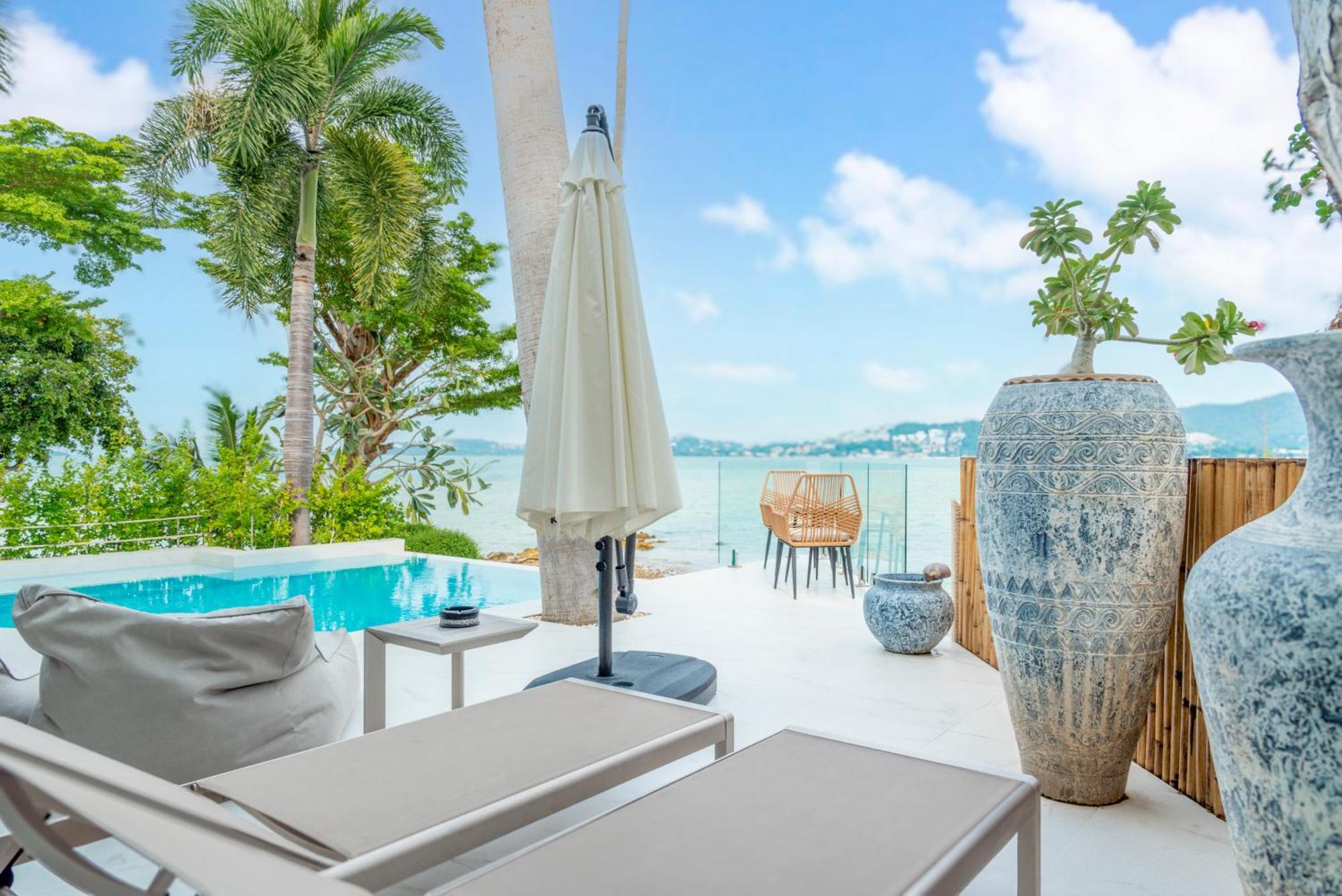 Beachfront Secret Tides Luna *