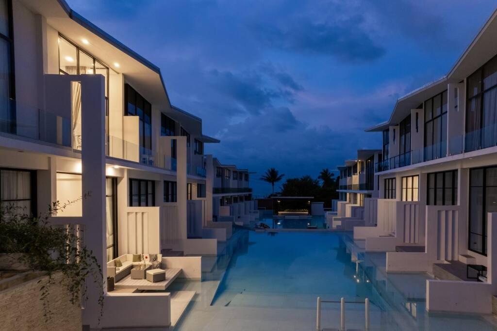Elegant Pool Access Townhouse Near * Koh Samui