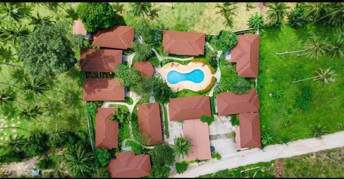 Olivia Village Pool Holiday home