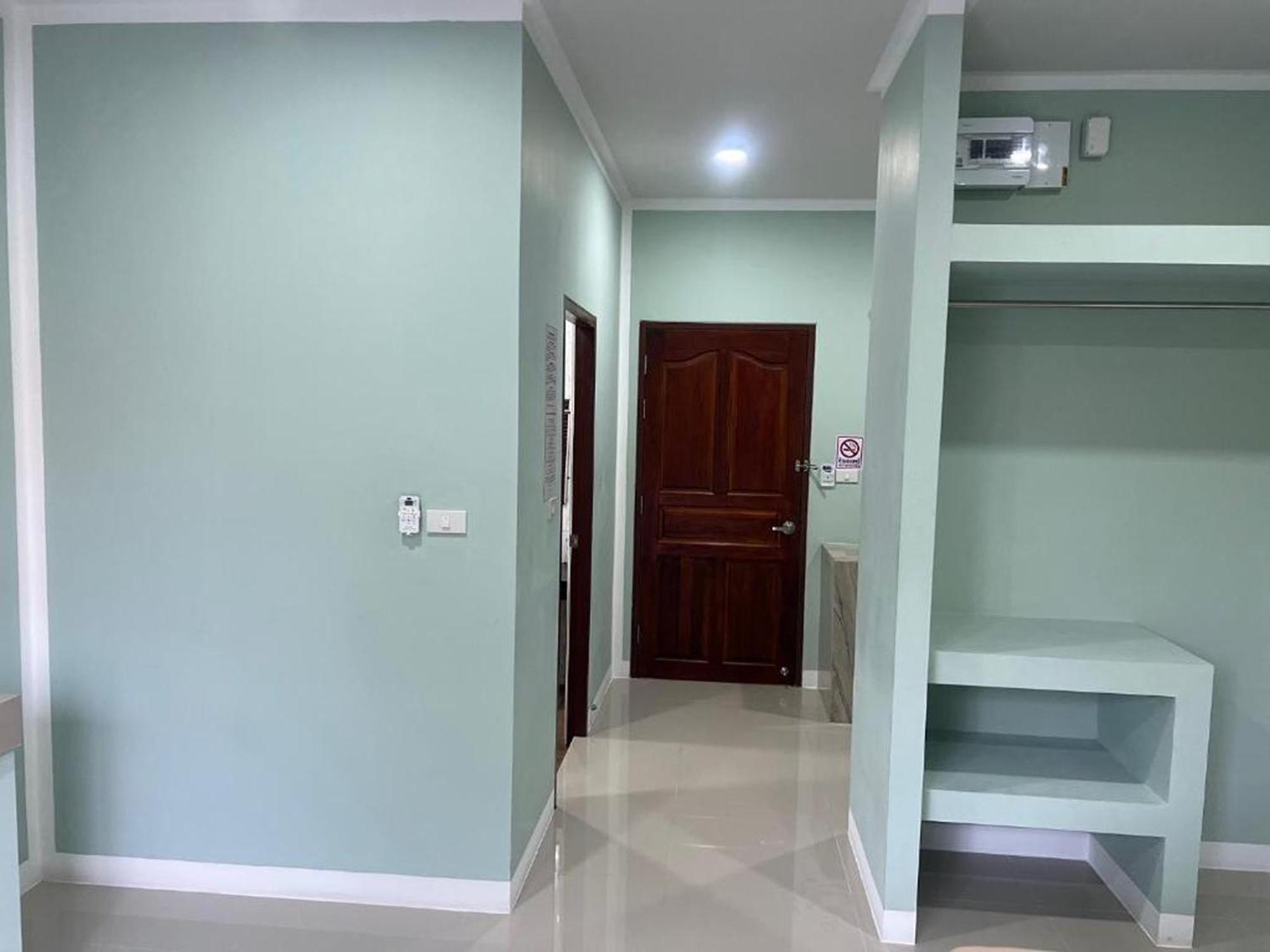 Hotel J & Ariya Near Samui Airport And Koh Phangan Pier 2*
