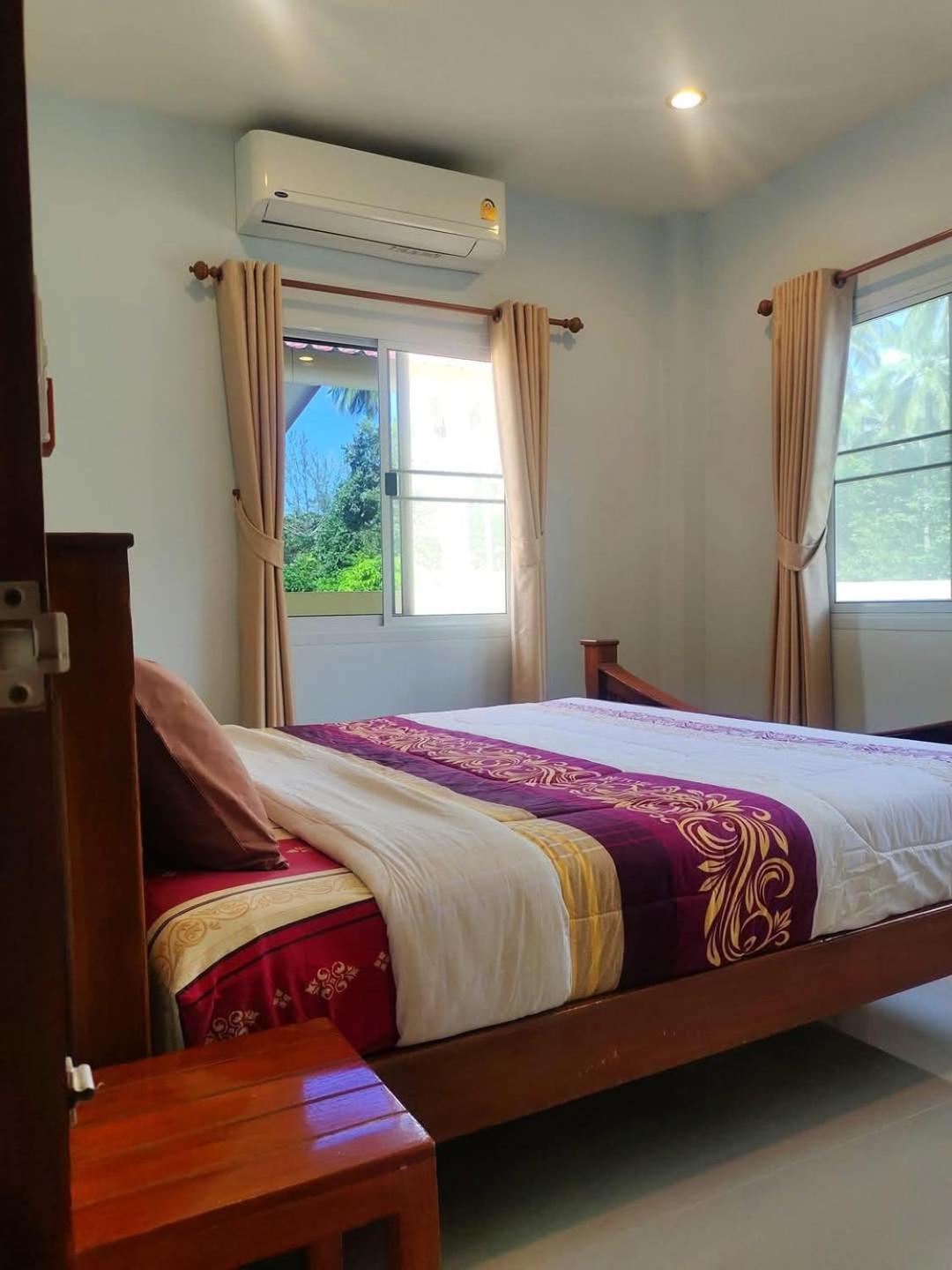 House In Lipa Noi Ban Na We