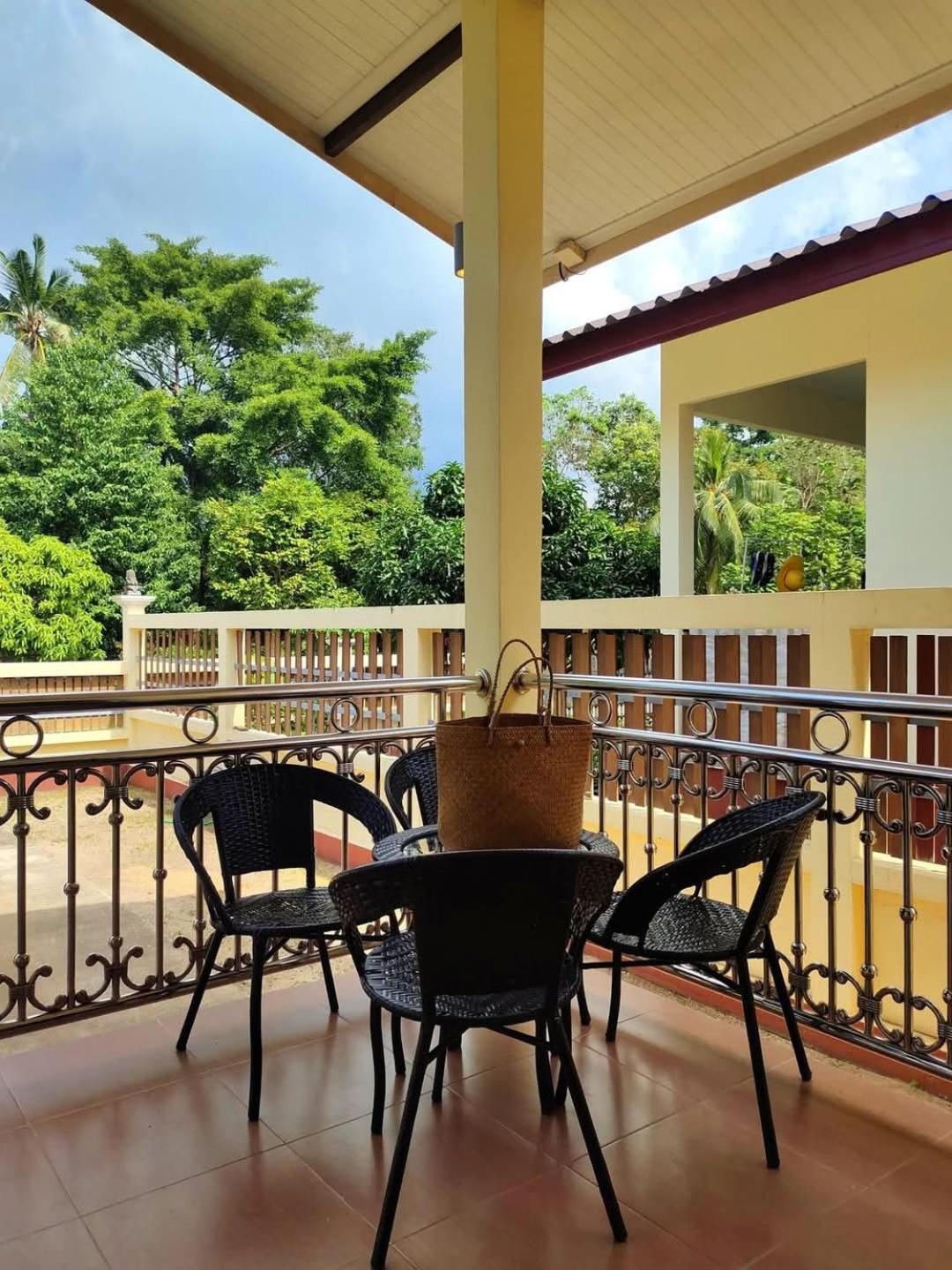 House In Lipa Noi Holiday home