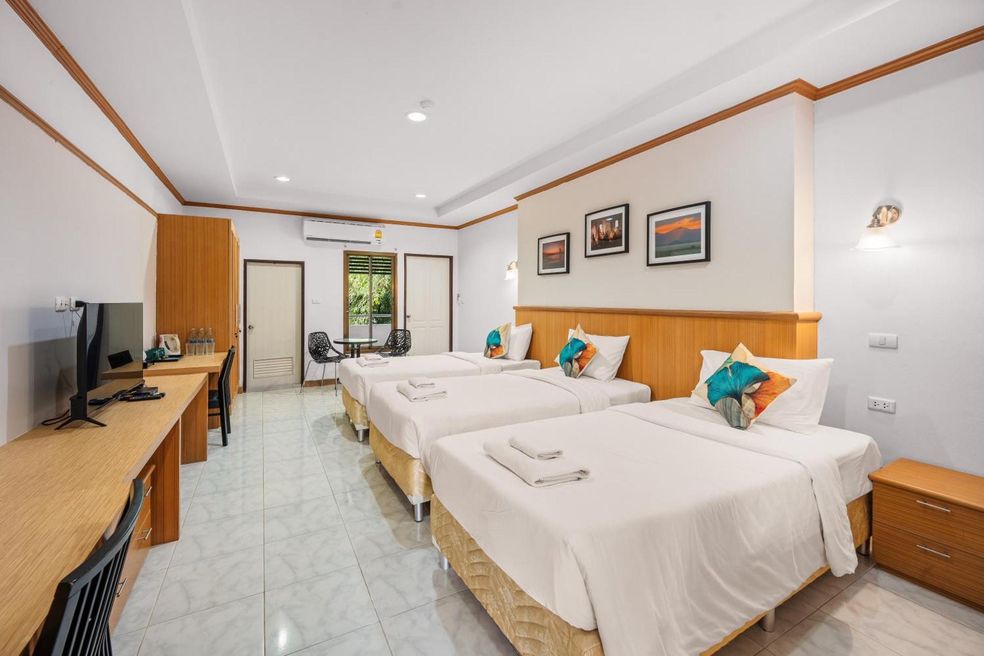 Hotel U Hub 3*