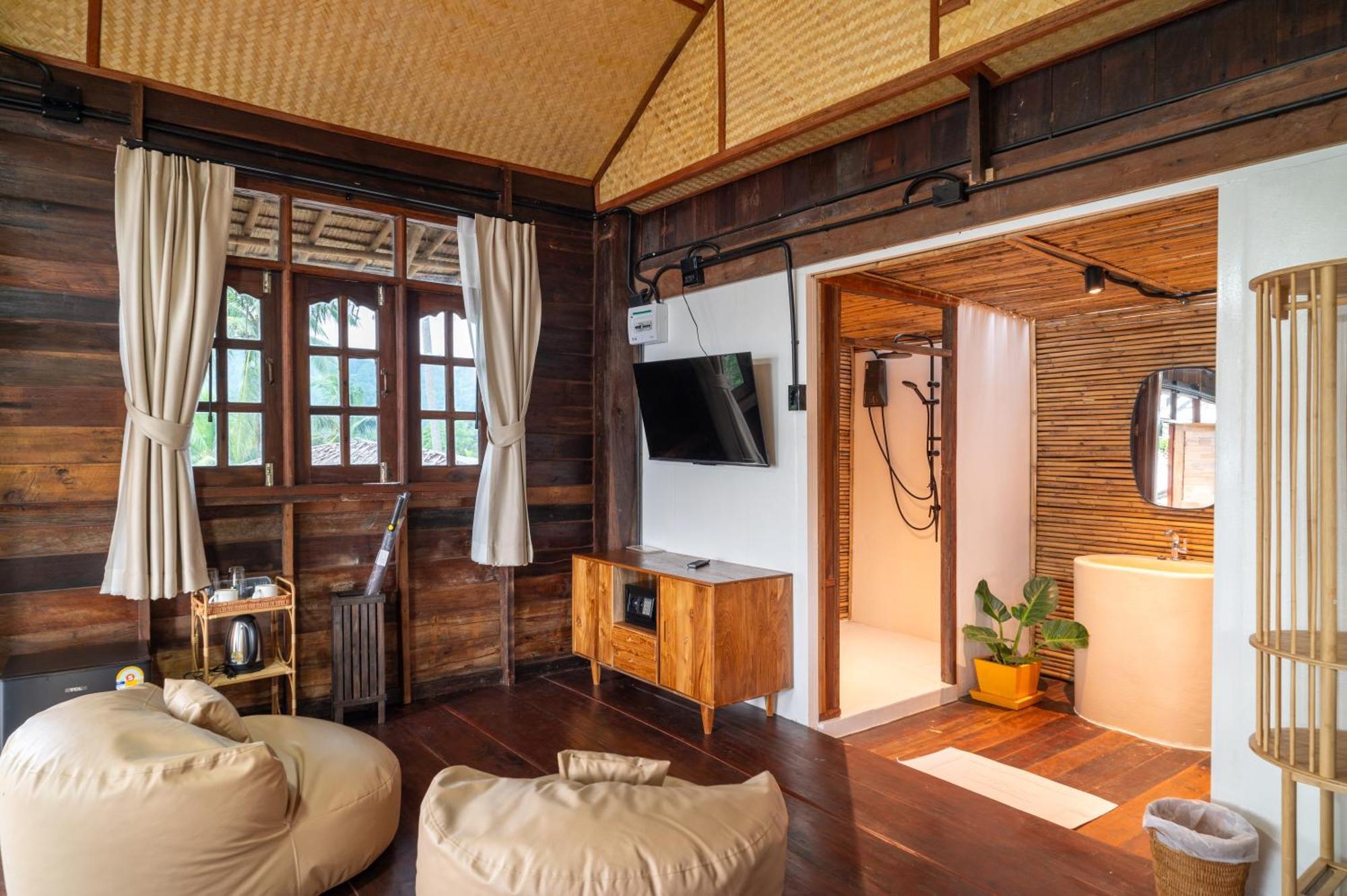 Roomquest Theva Koh Samui