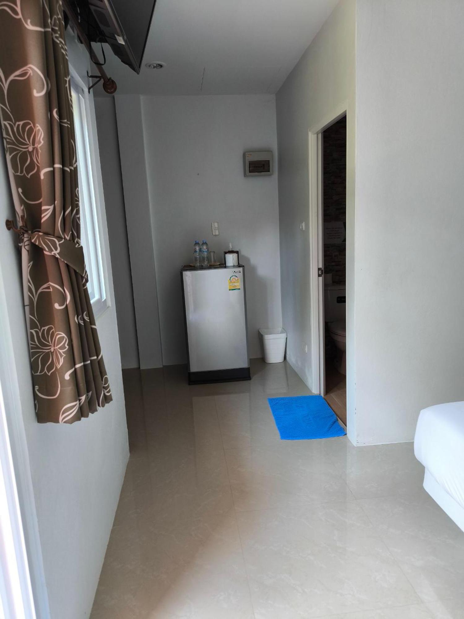 Hotel Maenam 3*
